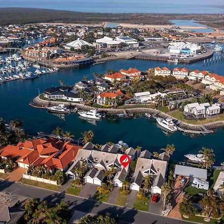 The Blacklighters-Waterfront Retreat Port Lincoln Bagian luar foto