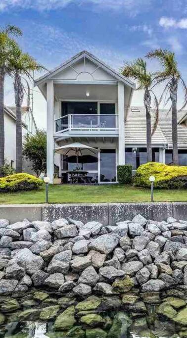 The Blacklighters-Waterfront Retreat Port Lincoln Bagian luar foto